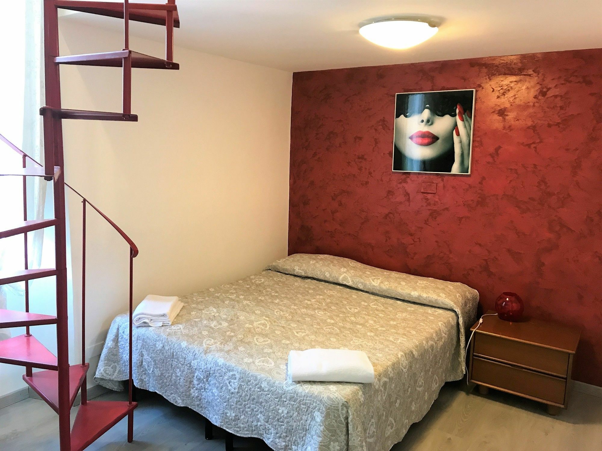 Paradisio Bed & Breakfast 3*